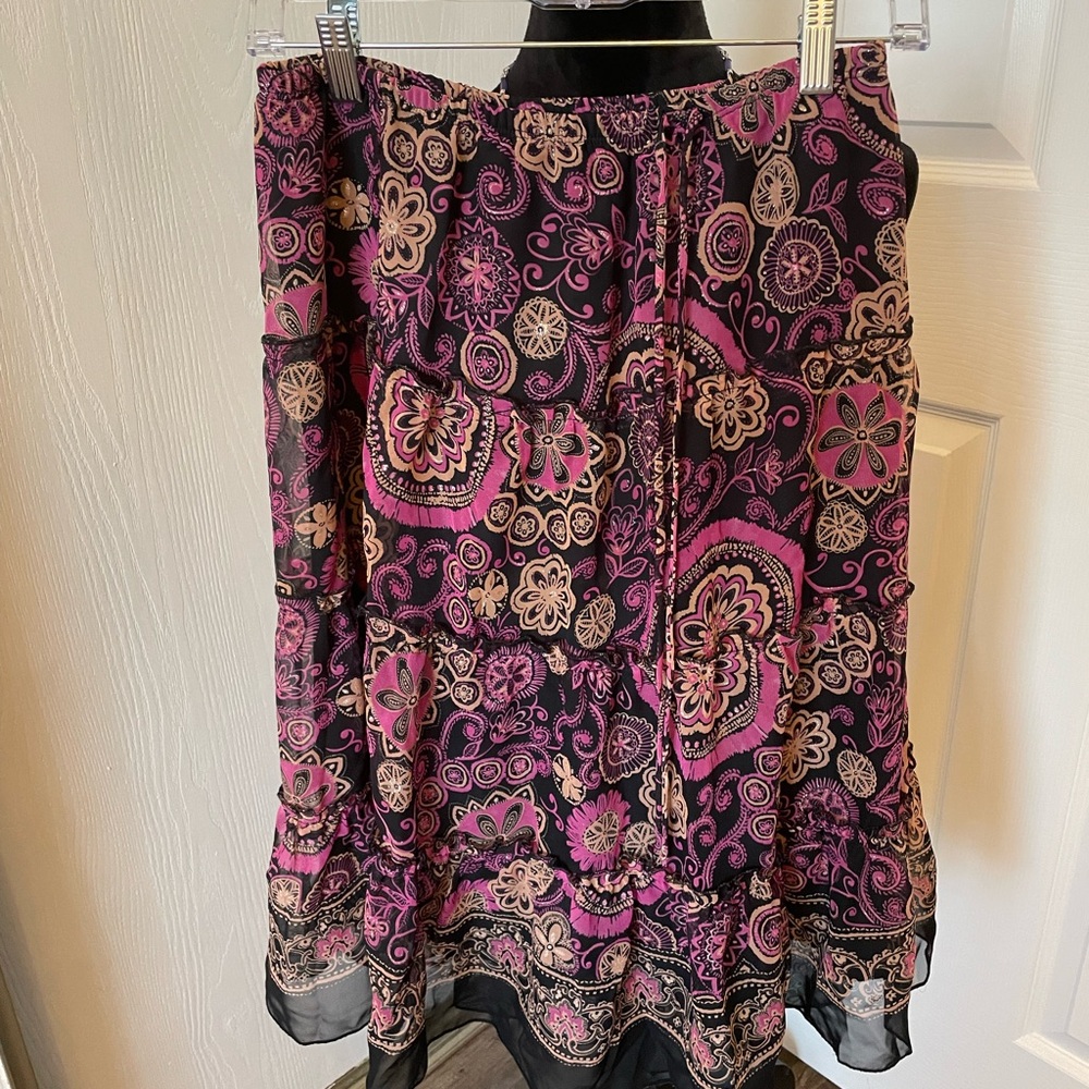 Hillard & Hanson A-Line Skirt - Pink and Black Paisley Size XS